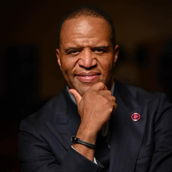 “Money & Wealth” with John Hope Bryant hits Top 100 Business and Top 40 Podcast Rankings on the Nation’s Largest Streaming Platforms