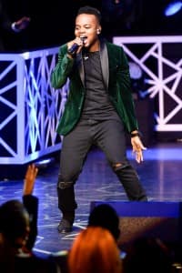 Travis Greene performs INTENTIONAL